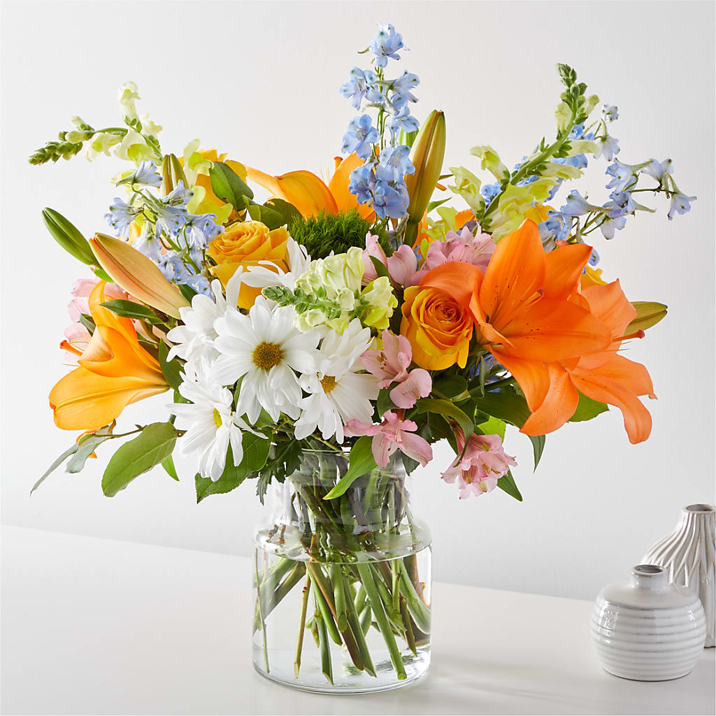 Sun Salutation Bouquet – LEE'S FLORIST & GREENHOUSE, Center Line MI