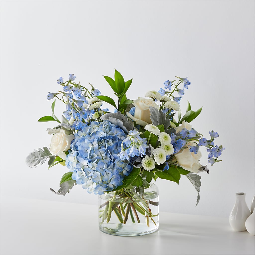 Coastal Blossom Bouquet – LEE'S FLORIST & GREENHOUSE, Center Line MI