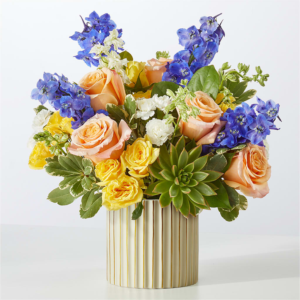Cobalt Reverie Bouquet – LEE'S FLORIST & GREENHOUSE, Center Line MI