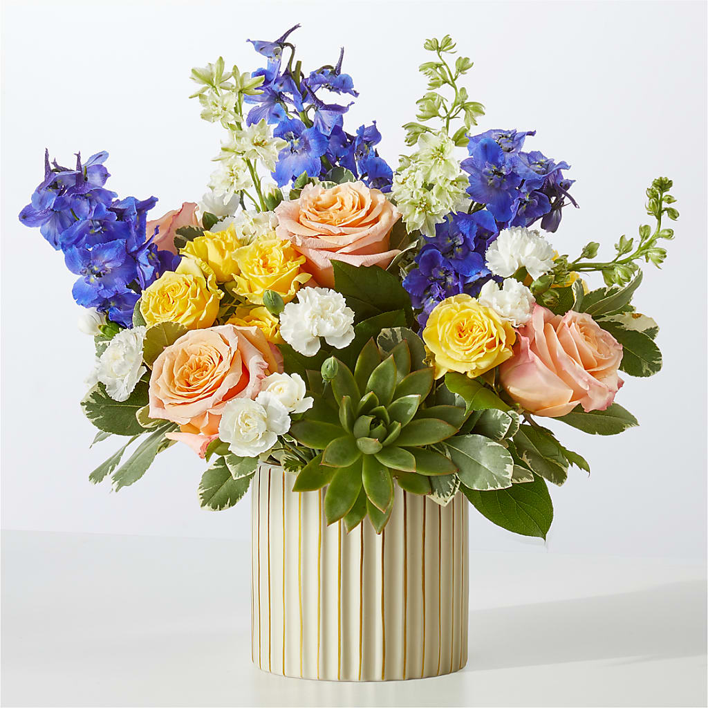 Cobalt Reverie Bouquet – LEE'S FLORIST & GREENHOUSE, Center Line MI