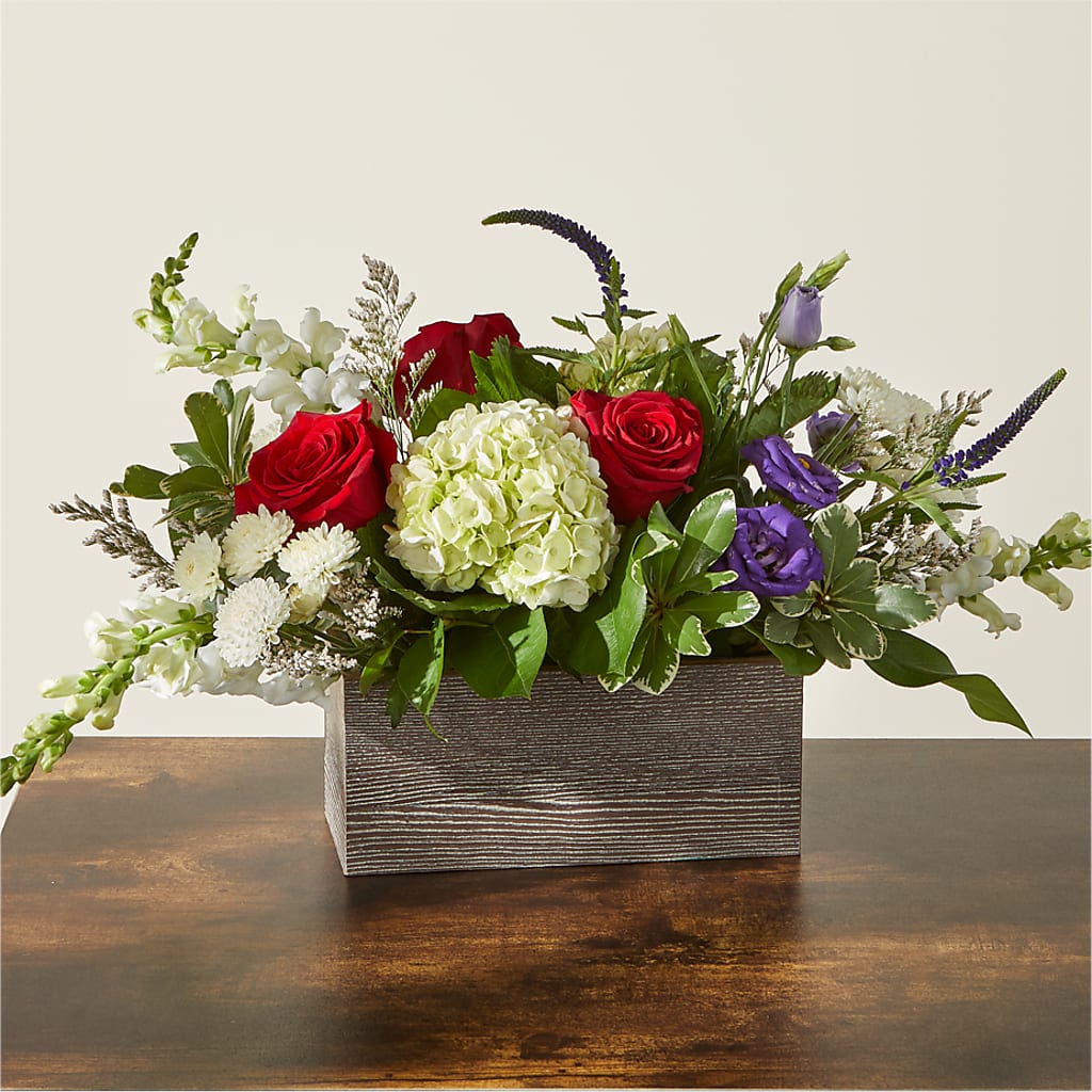 Sweet Magnolia Bouquet – LEE'S FLORIST & GREENHOUSE, Center Line MI