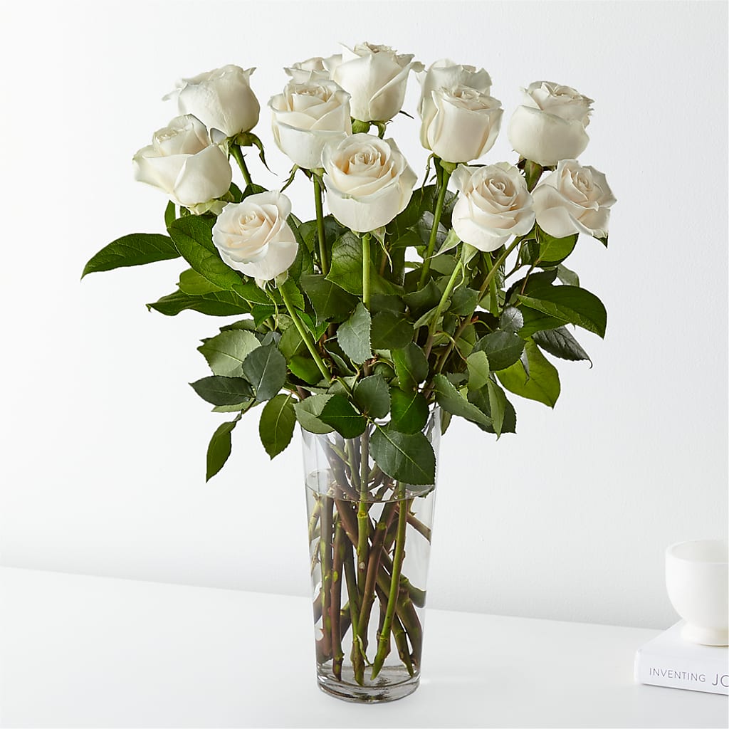 Long Stem White Rose Bouquet – LEE'S FLORIST & GREENHOUSE, Center Line MI