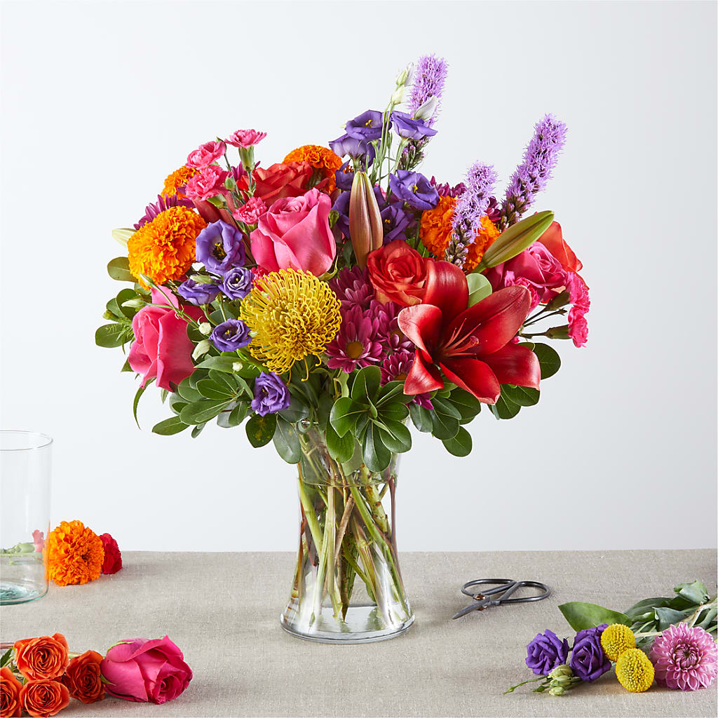 Feast of Color – A Florist Original – LEE'S FLORIST & GREENHOUSE, Center Line MI