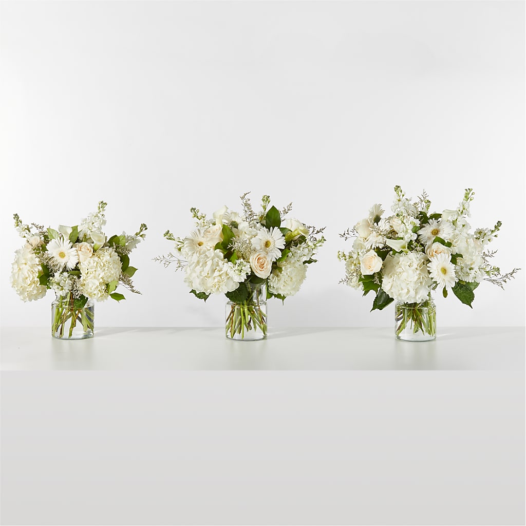 Sun-drenched Blooms Box Bouquet – LEE'S FLORIST & GREENHOUSE, Center Line MI