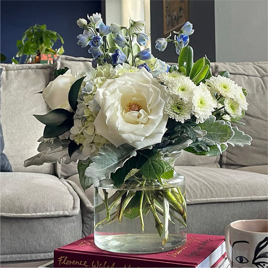 Clear Skies Bouquet – LEE'S FLORIST & GREENHOUSE, Center Line MI