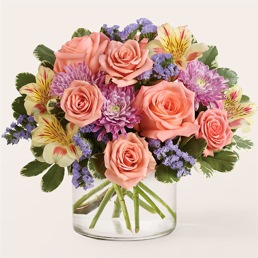 Candy Coated Bouquet – LEE'S FLORIST & GREENHOUSE, Center Line MI