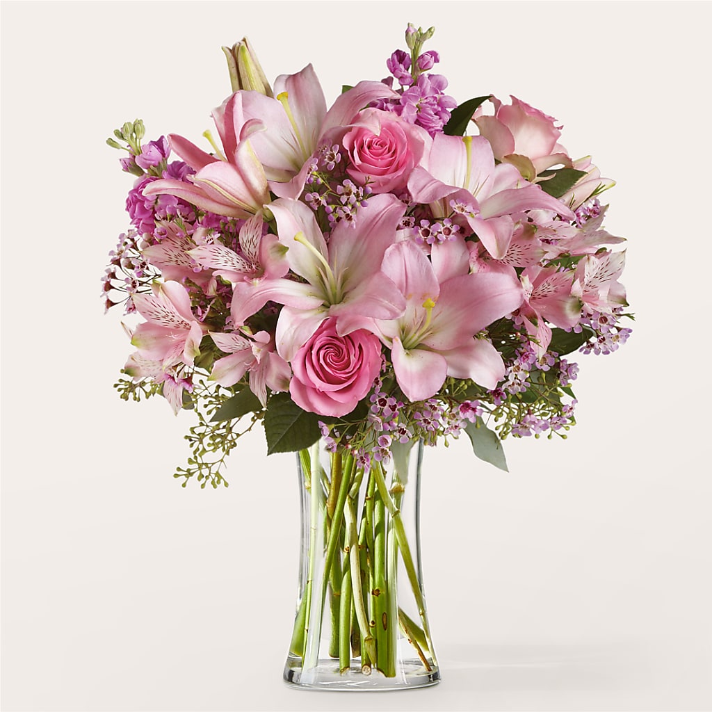 Gentle Gesture Bouquet – LEE'S FLORIST & GREENHOUSE, Center Line MI