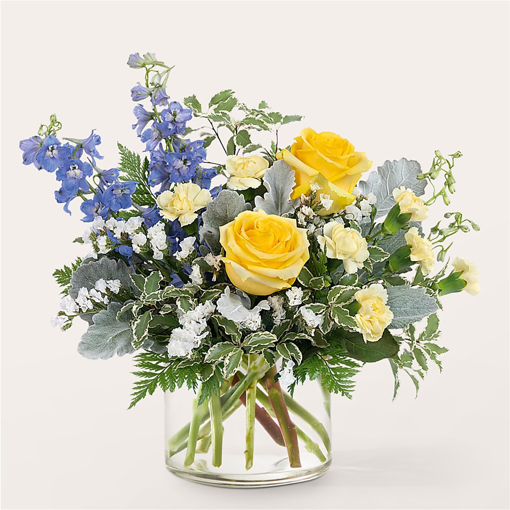 Butterfly Wings Bouquet – LEE'S FLORIST & GREENHOUSE, Center Line MI