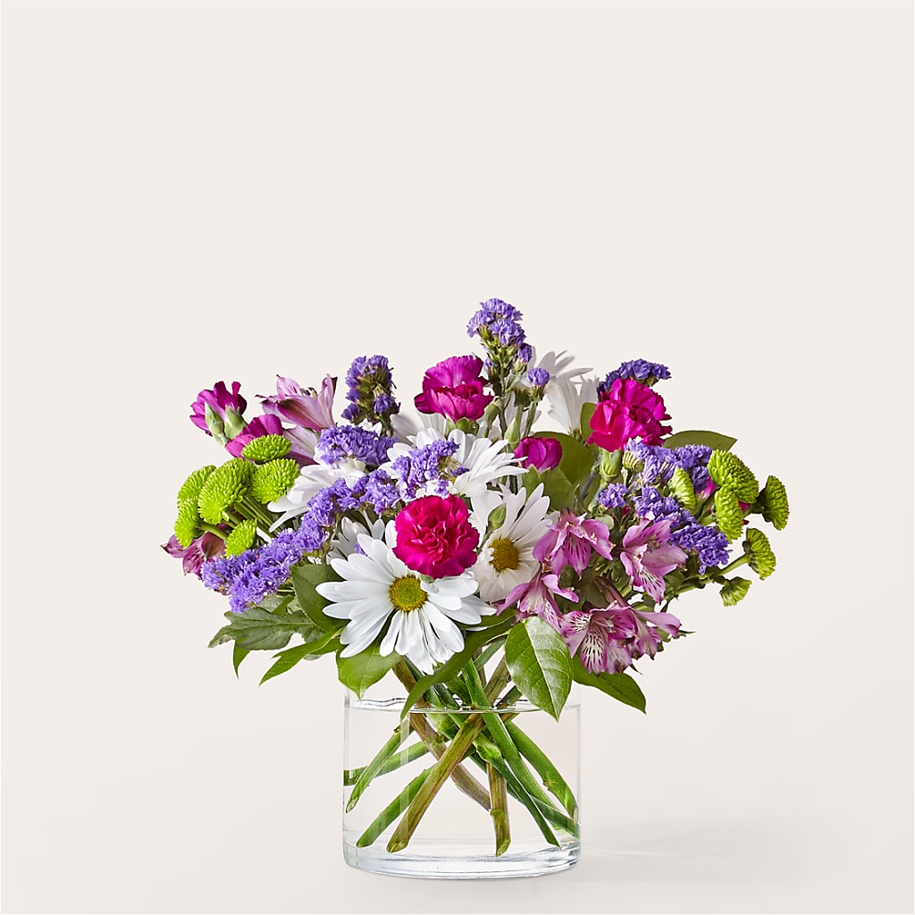 Wild Berry Bouquet – LEE'S FLORIST & GREENHOUSE, Center Line MI