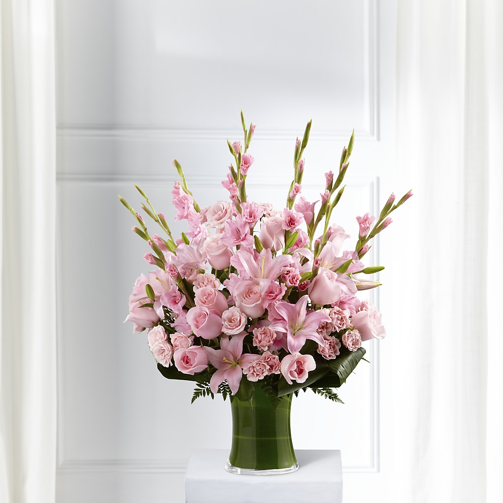 Lovely Tribute Bouquet – LEE'S FLORIST & GREENHOUSE, Center Line MI