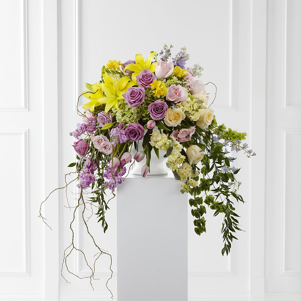 Display of Affection Arrangement – LEE'S FLORIST & GREENHOUSE, Center Line MI