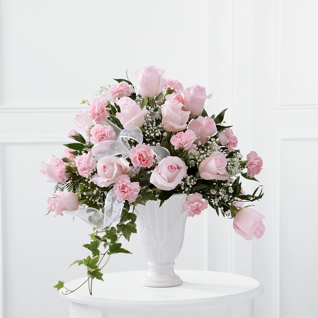Deepest Sympathy Arrangement – LEE'S FLORIST & GREENHOUSE, Center Line MI