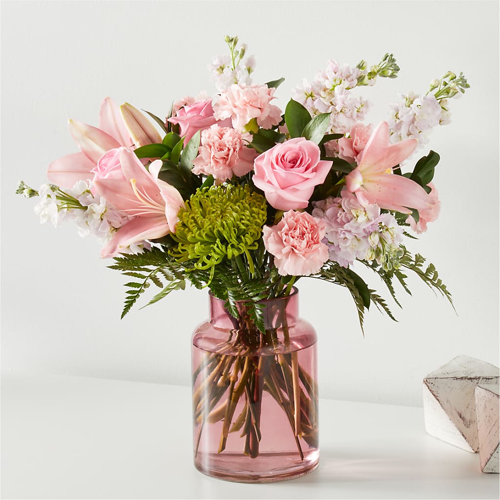Pretty in Pink Bouquet – LEE'S FLORIST & GREENHOUSE, Center Line MI