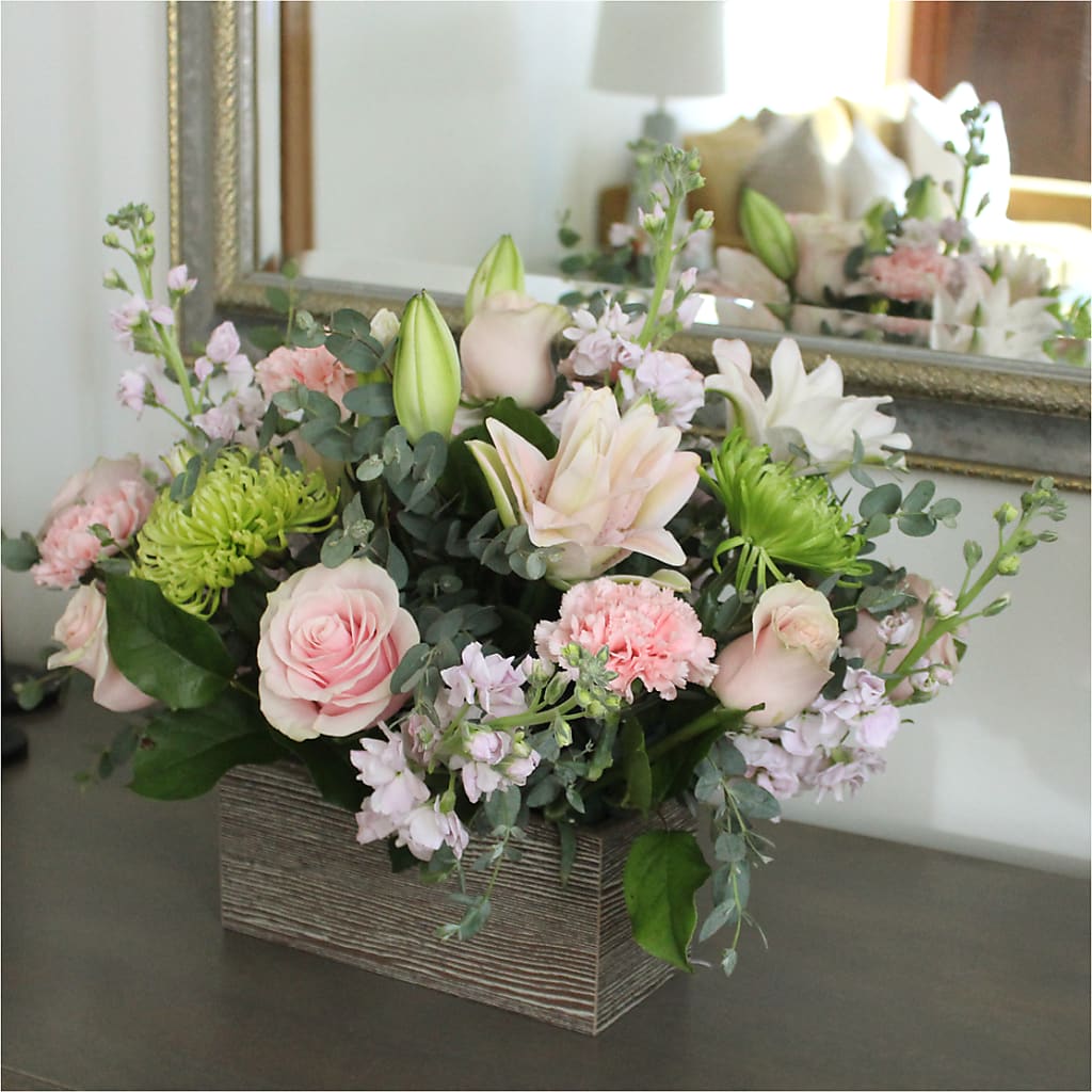 Beautiful Spirit Basket – LEE'S FLORIST & GREENHOUSE, Center Line MI