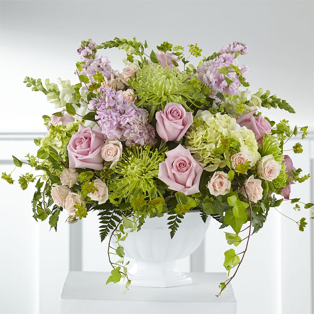 Radiant Embrace Arrangement – LEE'S FLORIST & GREENHOUSE, Center Line MI