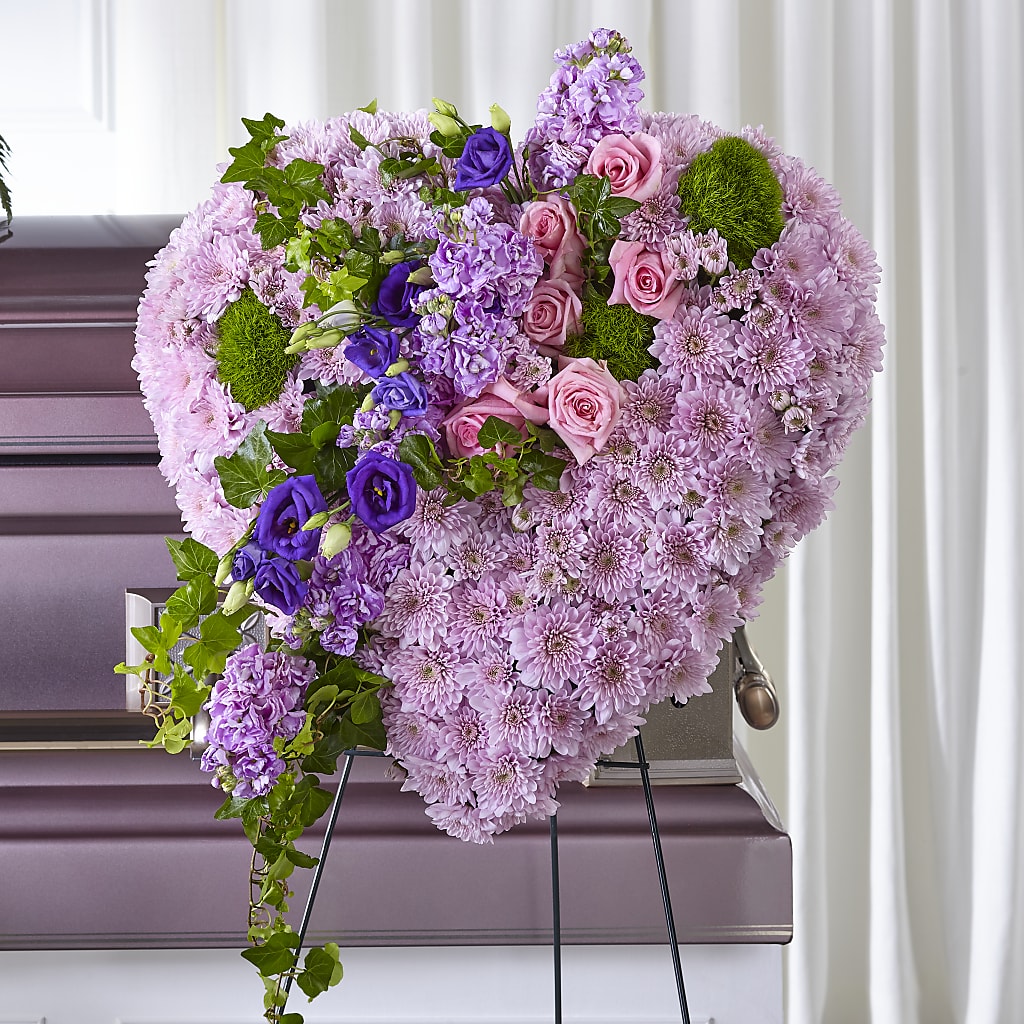 Treasured Love Standing Heart – LEE'S FLORIST & GREENHOUSE, Center Line MI