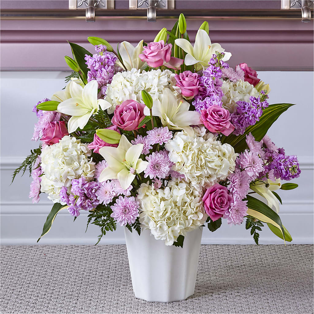 Heaven Sent Floor Basket – LEE'S FLORIST & GREENHOUSE, Center Line MI