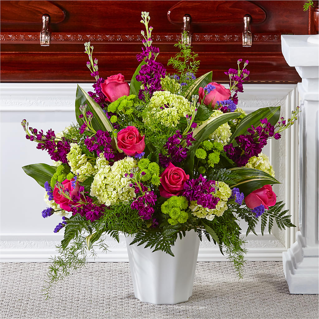 Beautiful Horizons Floor Basket – LEE'S FLORIST & GREENHOUSE, Center Line MI