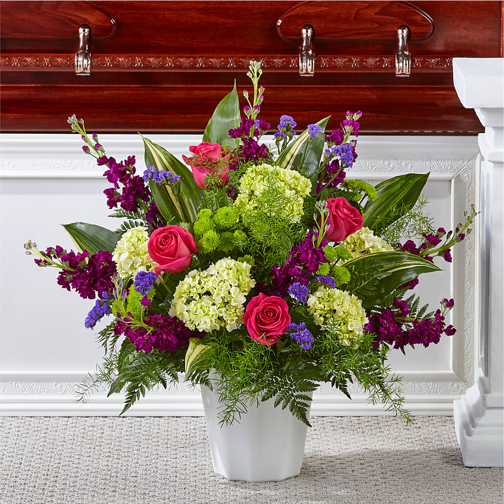 Beautiful Horizons Floor Basket – LEE'S FLORIST & GREENHOUSE, Center Line MI