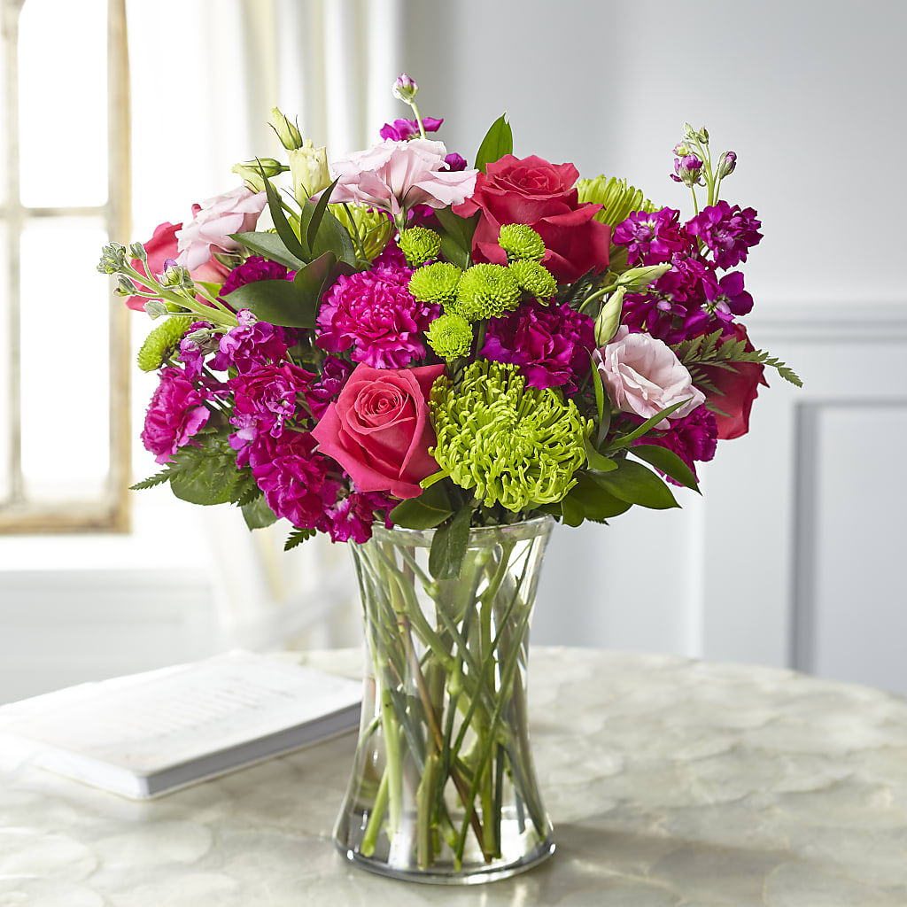 Everlasting Embrace Bouquet – LEE'S FLORIST & GREENHOUSE, Center Line MI