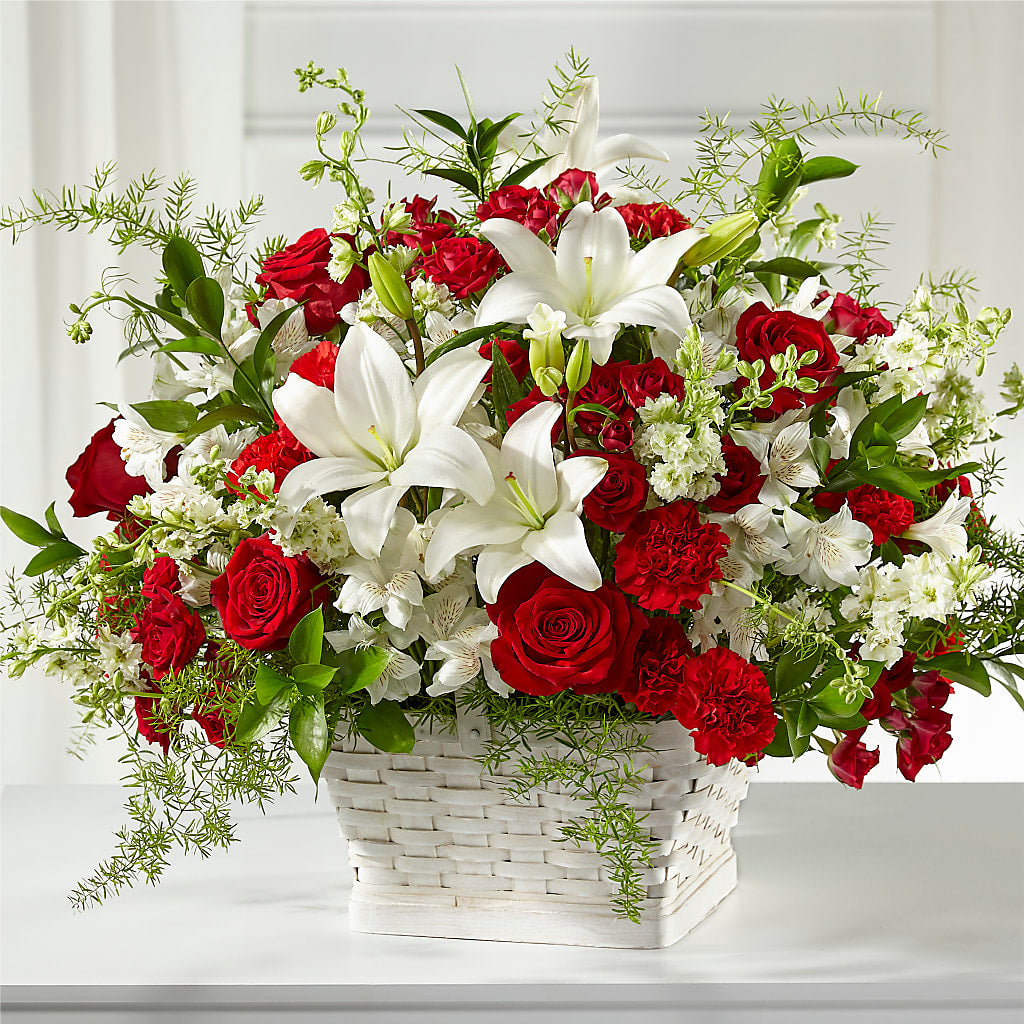 Sentiments of Love Arrangement – LEE'S FLORIST & GREENHOUSE, Center Line MI