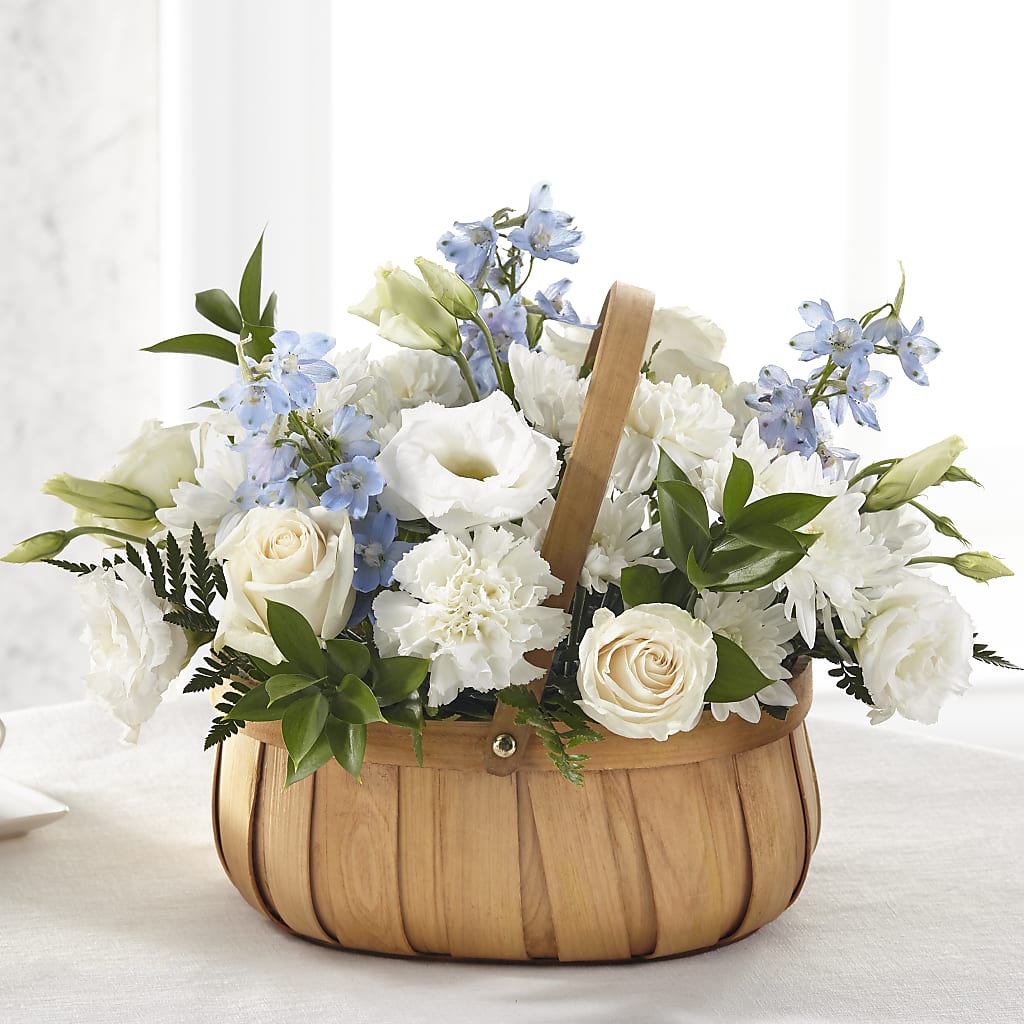 Sincerely Heartfelt Basket – LEE'S FLORIST & GREENHOUSE, Center Line MI