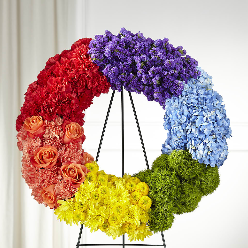 Circle of Love Wreath – LEE'S FLORIST & GREENHOUSE, Center Line MI