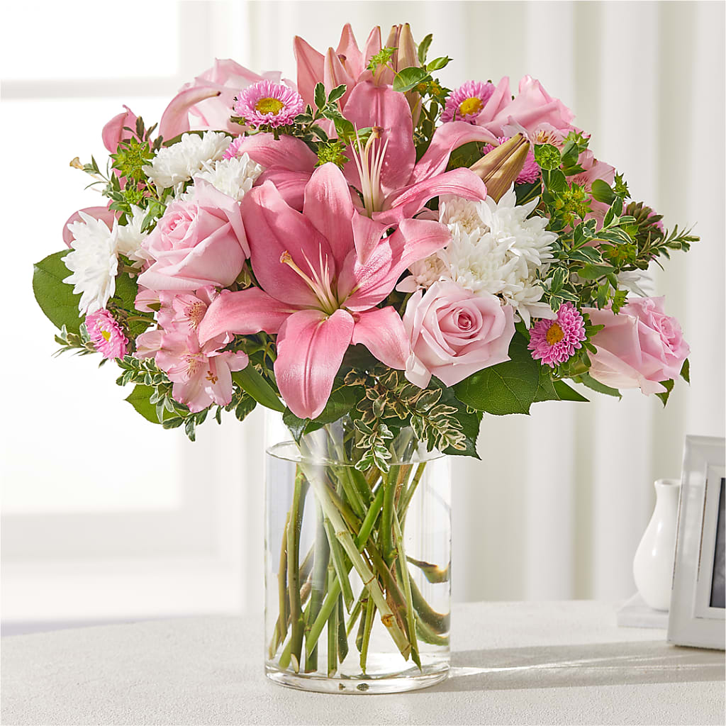 Healing Hug Bouquet – LEE'S FLORIST & GREENHOUSE, Center Line MI