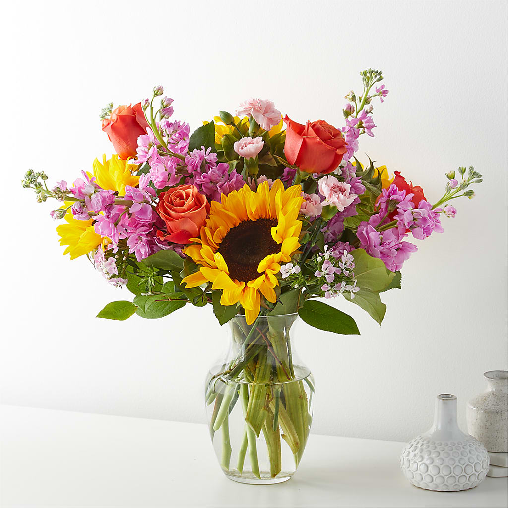 Yellow Brick Road Bouquet – LEE'S FLORIST & GREENHOUSE, Center Line MI