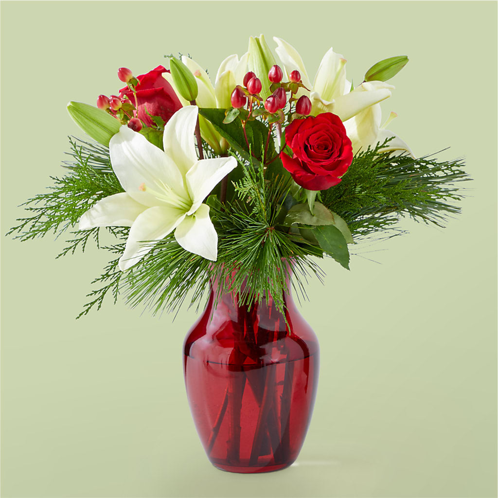 Evergreen Delight Bouquet – LEE'S FLORIST & GREENHOUSE, Center Line MI