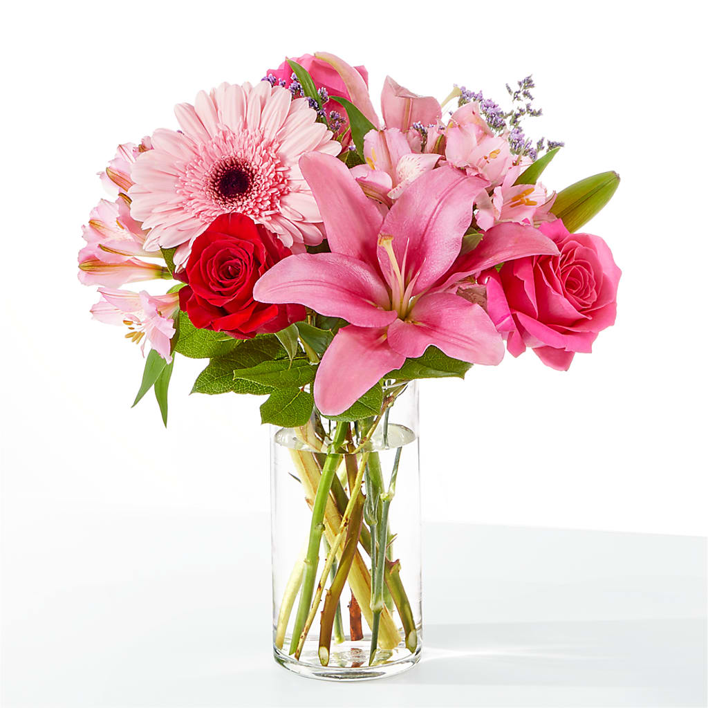 Lots of Love Bouquet – LEE'S FLORIST & GREENHOUSE, Center Line MI