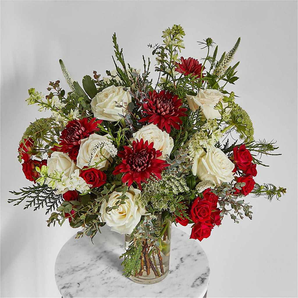 Favorite Traditions Bouquet – LEE'S FLORIST & GREENHOUSE, Center Line MI