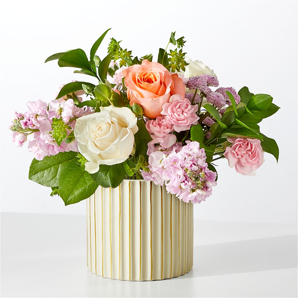 French Market Bouquet with Ivory Vase – LEE'S FLORIST & GREENHOUSE, Center Line MI