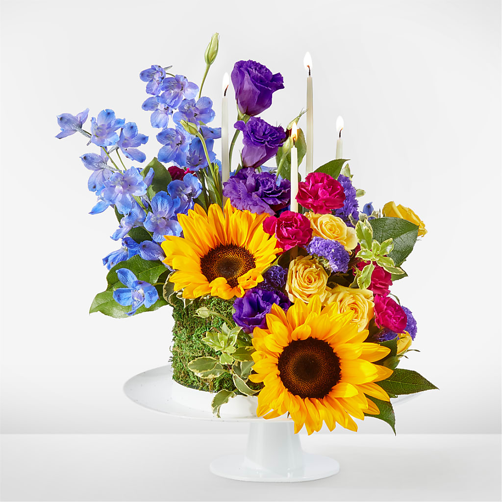 Star of the Day Floral Cake – LEE'S FLORIST & GREENHOUSE, Center Line MI