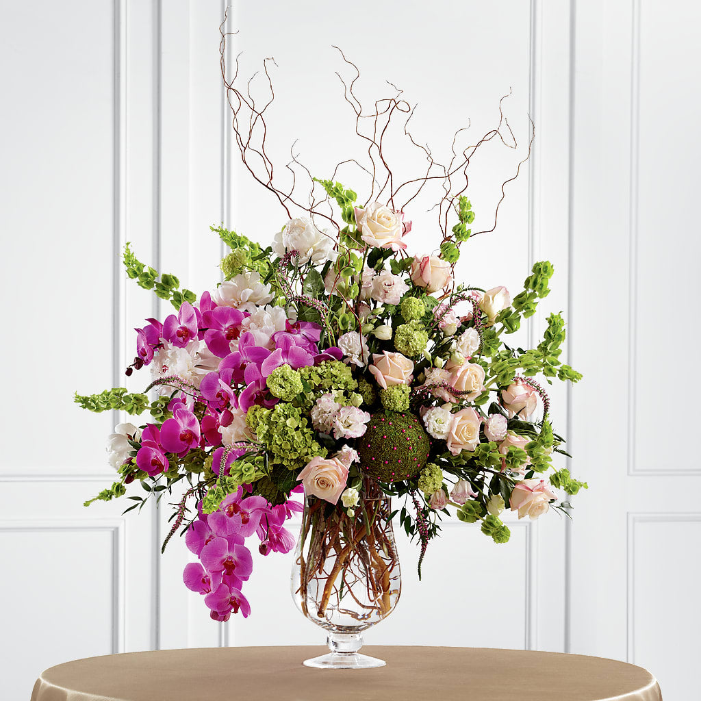 Soft Sophistication Arrangement – LEE'S FLORIST & GREENHOUSE, Center Line MI