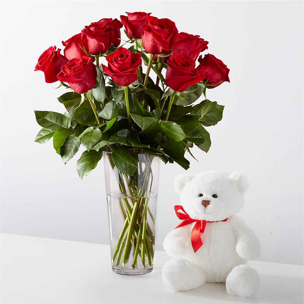 Romantic Long Stem Red Rose Bouquet Bundles – LEE'S FLORIST & GREENHOUSE, Center Line MI