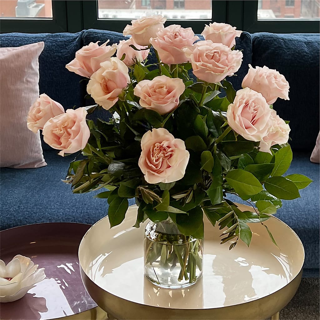 Long Stem Pink Rose Bouquet – LEE'S FLORIST & GREENHOUSE, Center Line MI