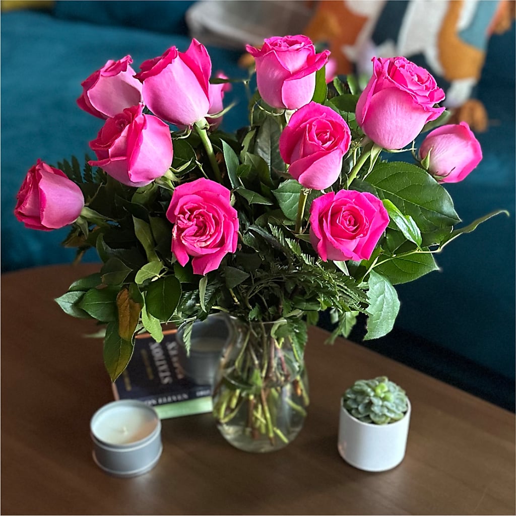 Long Stem Pink Rose Bouquet – LEE'S FLORIST & GREENHOUSE, Center Line MI