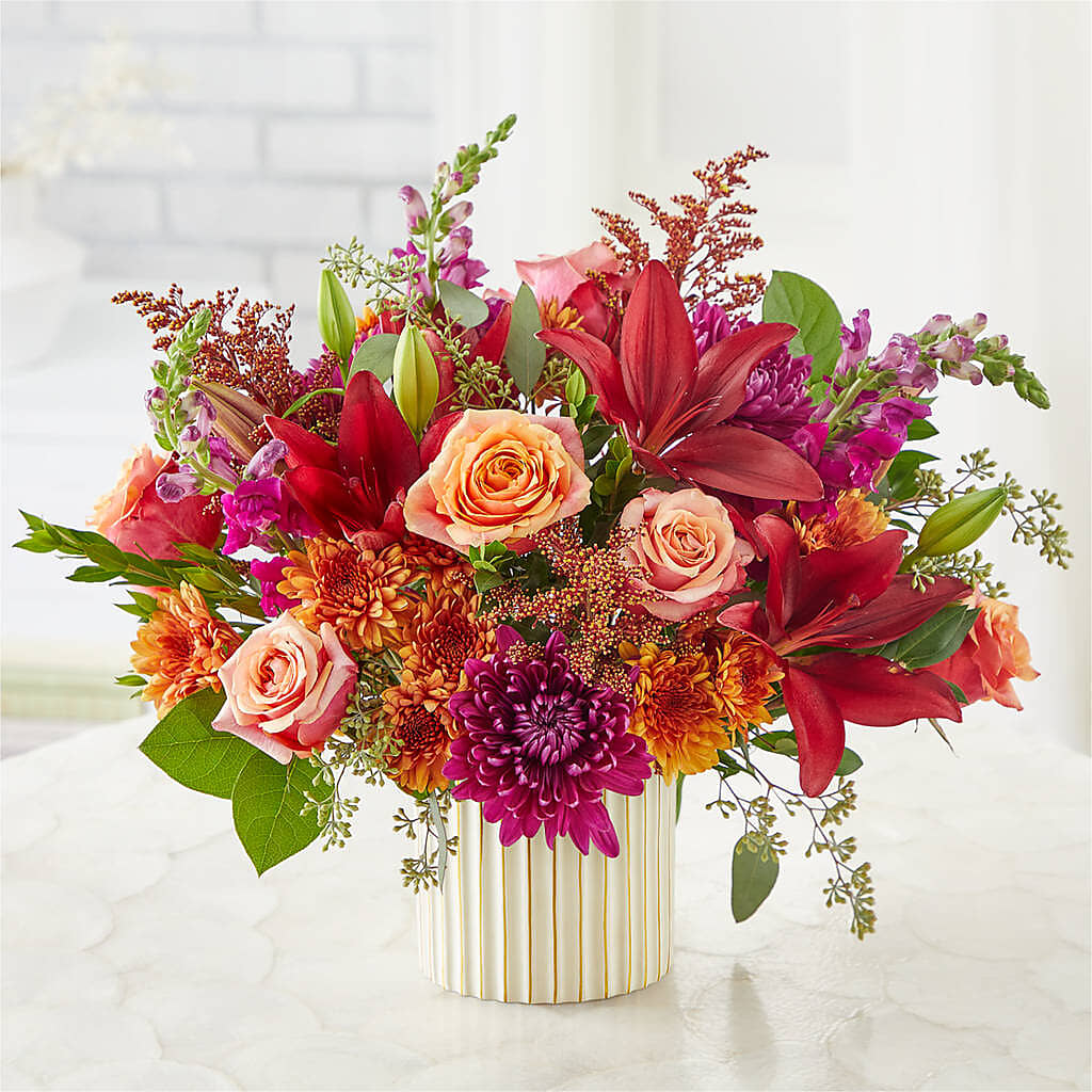 Burgundy Landscape Bouquet – LEE'S FLORIST & GREENHOUSE, Center Line MI