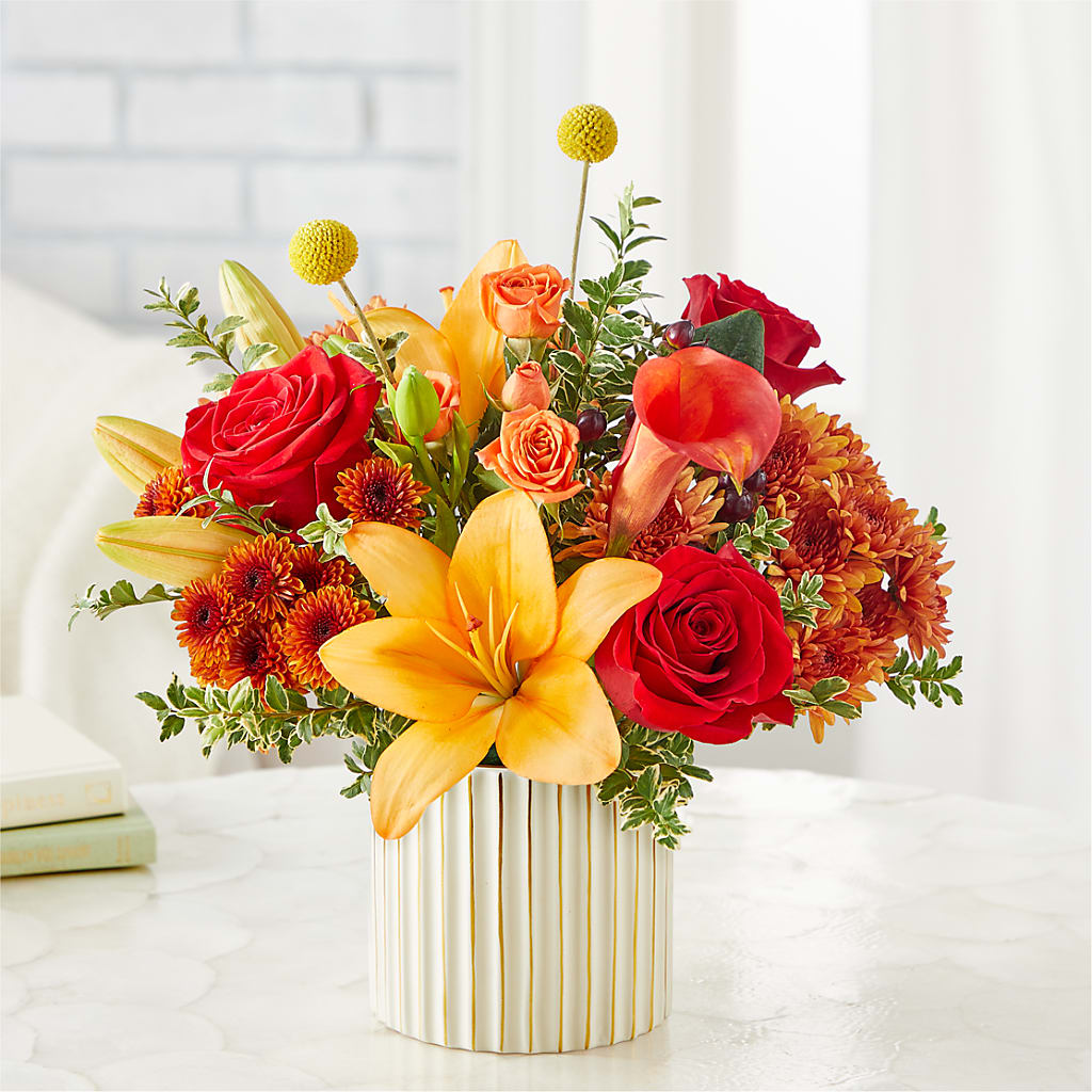 Scarlet Skies Bouquet – LEE'S FLORIST & GREENHOUSE, Center Line MI