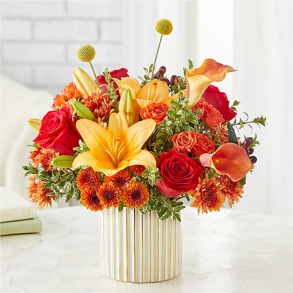 Scarlet Skies Bouquet – LEE'S FLORIST & GREENHOUSE, Center Line MI