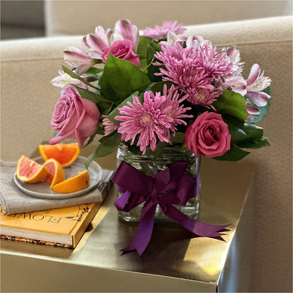Sugarplum Bouquet – LEE'S FLORIST & GREENHOUSE, Center Line MI