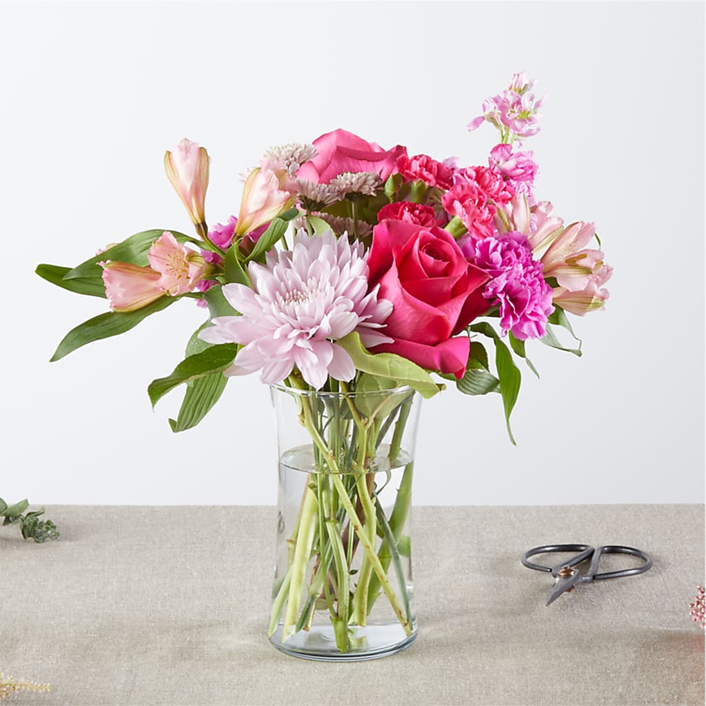Pink Ribbon - A Florist Original – LEE'S FLORIST & GREENHOUSE, Center Line MI