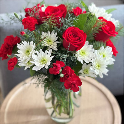 Seasonal Magic Bouquet – LEE'S FLORIST & GREENHOUSE, Center Line MI