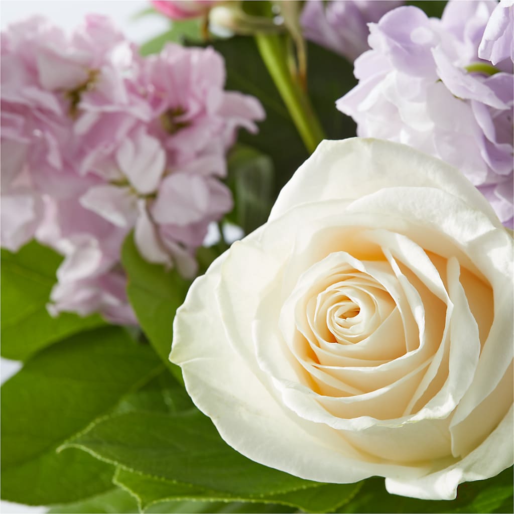 Springtime Spritz Bouquet – LEE'S FLORIST & GREENHOUSE, Center Line MI