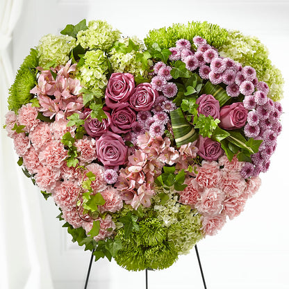 Heartwarming Standing Heart – LEE'S FLORIST & GREENHOUSE, Center Line MI