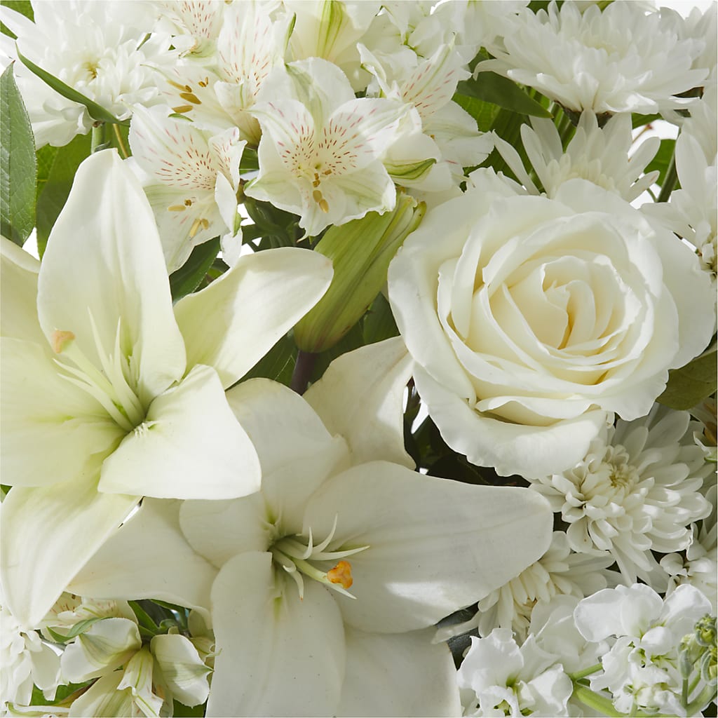 Peaceful Reflections Arrangement – LEE'S FLORIST & GREENHOUSE, Center Line MI