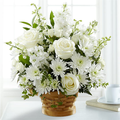 Heartfelt Condolences Arrangement – LEE'S FLORIST & GREENHOUSE, Center Line MI