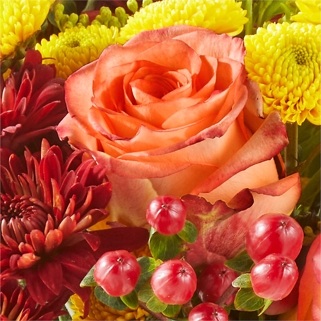 Apple Picking Bouquet – LEE'S FLORIST & GREENHOUSE, Center Line MI