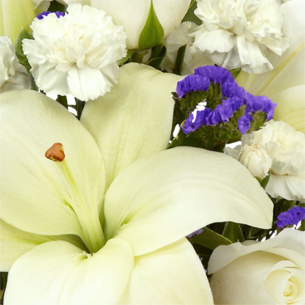 Sapphire Rush Bouquet – LEE'S FLORIST & GREENHOUSE, Center Line MI